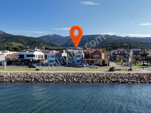 Güzelbahçe, İzmir içerisinde satılık Villa