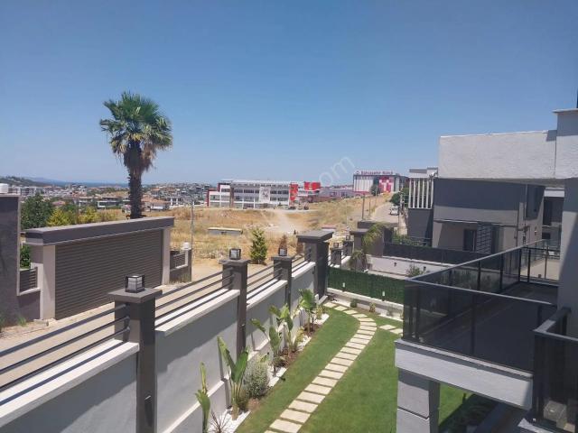 Güzelbahçe, İzmir içerisinde kiralık Villa