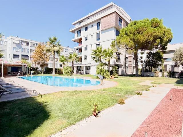 Güzelbahçe, İzmir içerisinde kiralık mülk