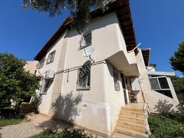 Güzelbahçe, İzmir içerisinde satılık Villa