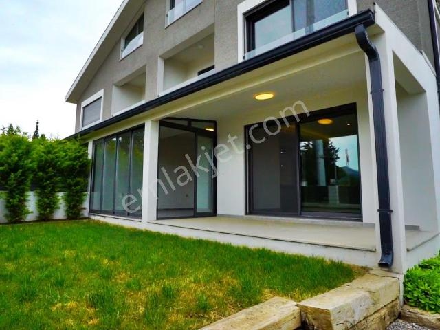 Güzelbahçe, İzmir içerisinde kiralık Villa