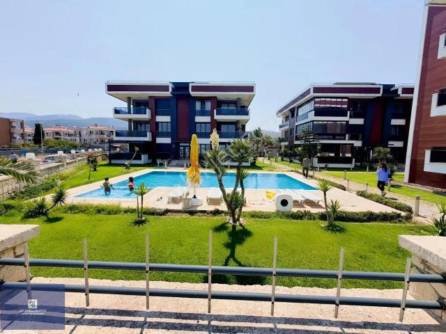 Güzelbahçe, İzmir içerisinde satılık mülk