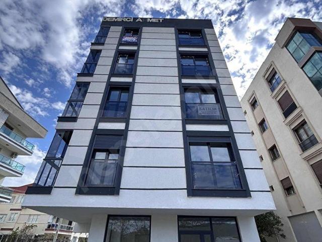 Güzelbahçe, İzmir içerisinde satılık mülk