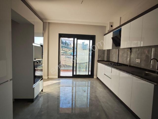 Güzelbahçe, İzmir içerisinde satılık mülk