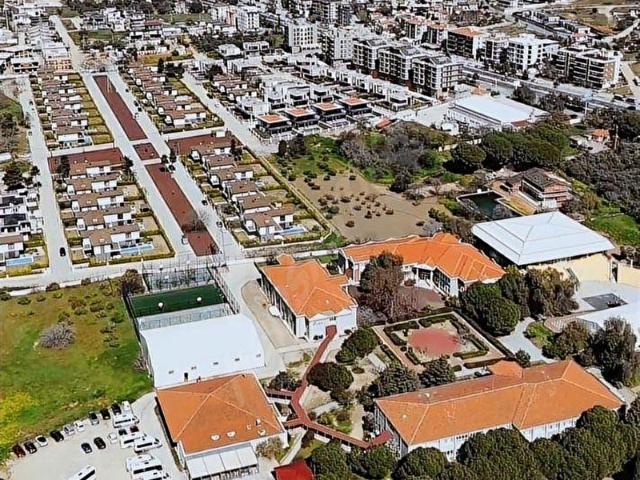 Güzelbahçe, İzmir içerisinde satılık Arsa