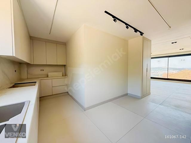 Güzelbahçe, İzmir içerisinde satılık Villa