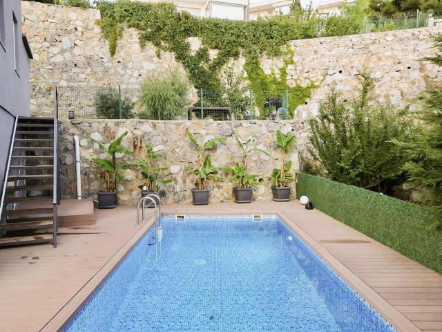 Güzelbahçe, İzmir içerisinde kiralık Villa
