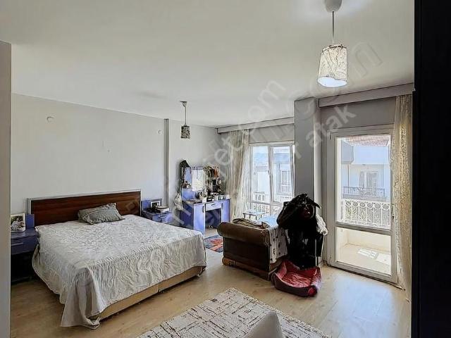 Güzelbahçe, İzmir içerisinde satılık Villa