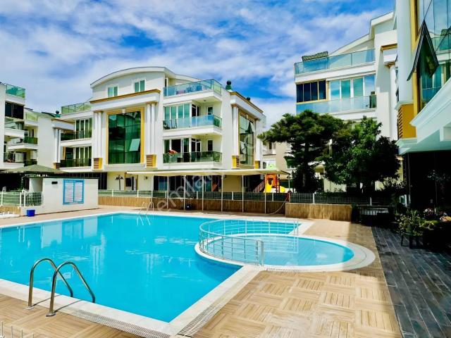 Antalya, Muratpaşa içerisinde satılık mülk