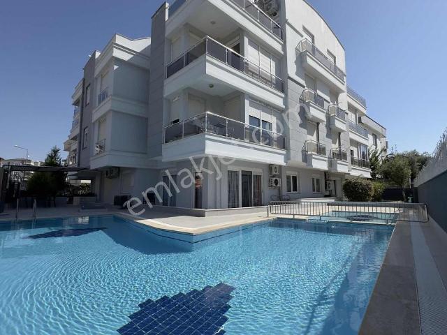 Antalya, Muratpaşa içerisinde satılık mülk