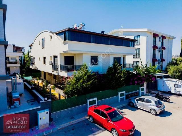 Güzeloba Mahallesi, Muratpaşa içerisinde satılık mülk