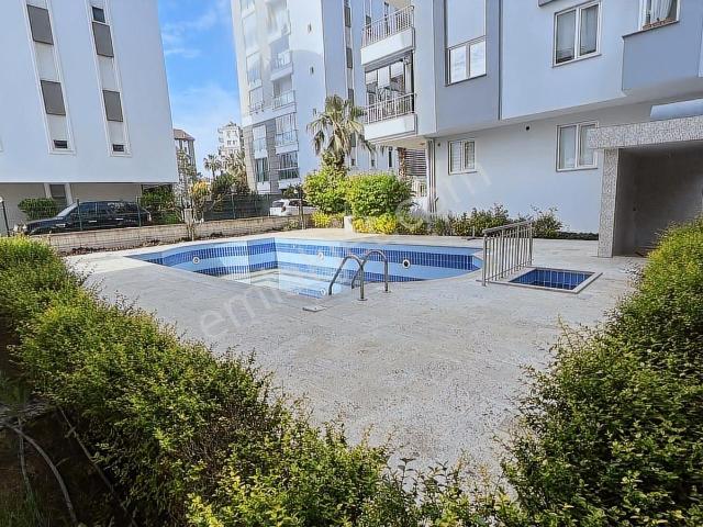 Antalya, Muratpaşa içerisinde kiralık mülk