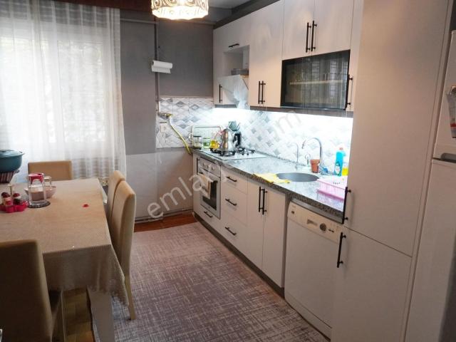 Güzeltepe Mahallesi, Çiğli içerisinde satılık Bina