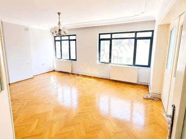 İzmir, Konak içerisinde kiralık mülk