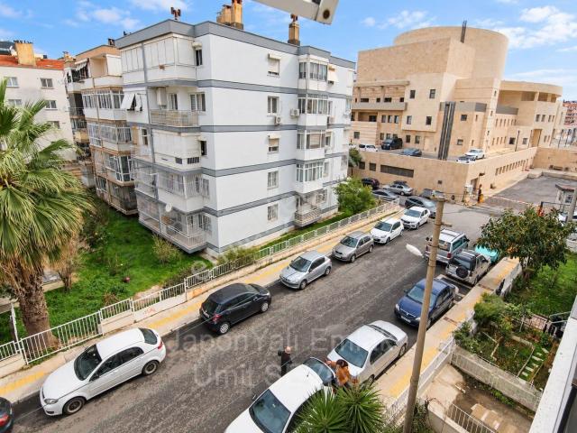 İzmir, Konak içerisinde satılık mülk