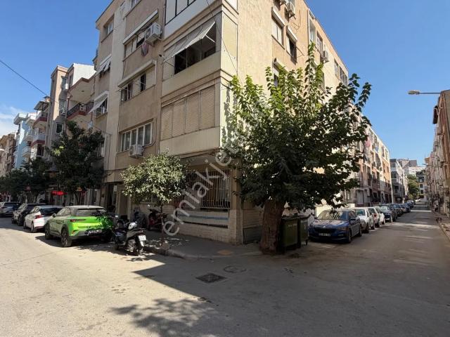İzmir, Konak içerisinde satılık mülk