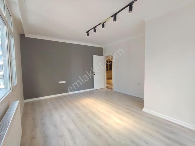 Konak, İzmir içerisinde satılık mülk