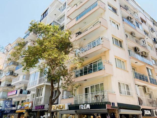 Konak, İzmir içerisinde satılık mülk