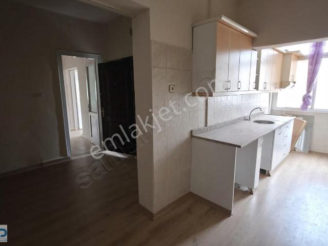 Konak, İzmir içerisinde kiralık mülk
