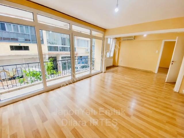 İzmir, Konak içerisinde kiralık mülk