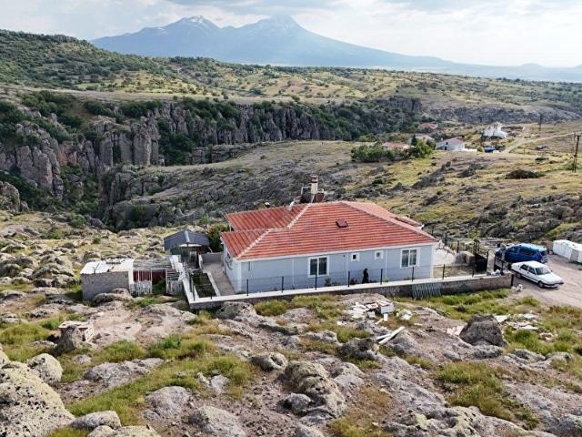 Güzelyurt, Aksaray içerisinde satılık Villa
