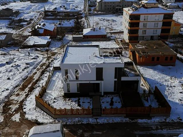 Güzelyurt, Aksaray içerisinde satılık Villa