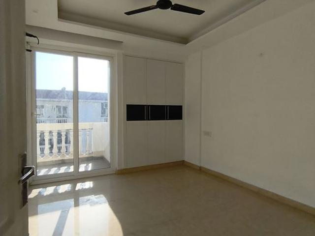 Flat for rent in Zirakpur, Punjab