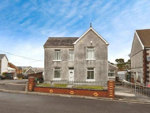 House for sale in Ammanford, Wales