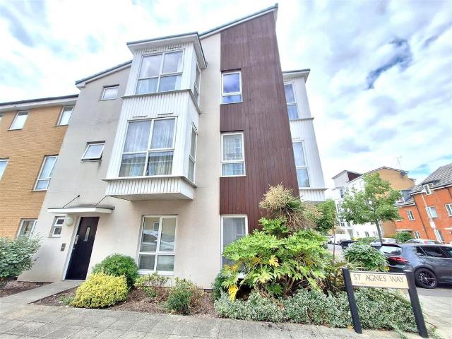 Apartment for rent in Whitley, Reading