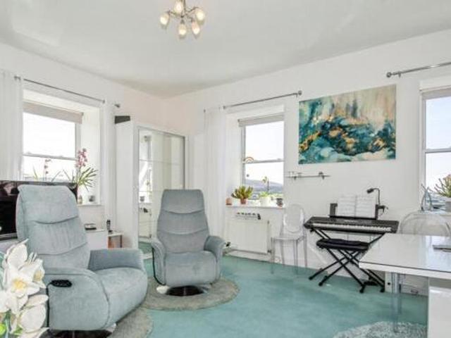 House for sale in Mount Ambrose, Cornwall