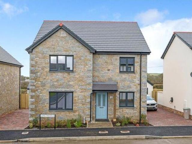 House for sale in Roseworthy, Cornwall