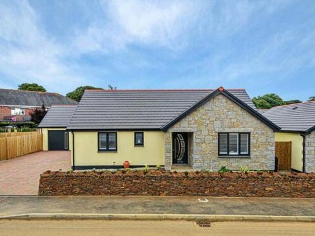 House for sale in Helston, Cornwall