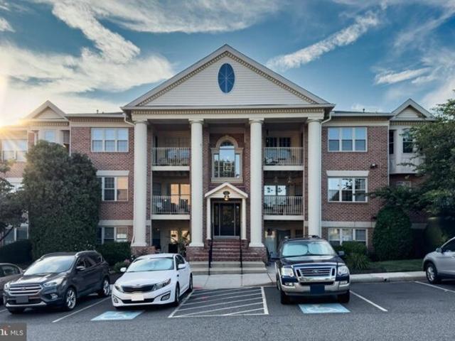 Condo for sale in Forest Hill
