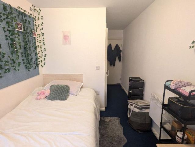 House for rent in Falcon Lodge, Wales