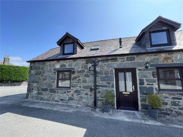 House for rent in Rowen, Wales