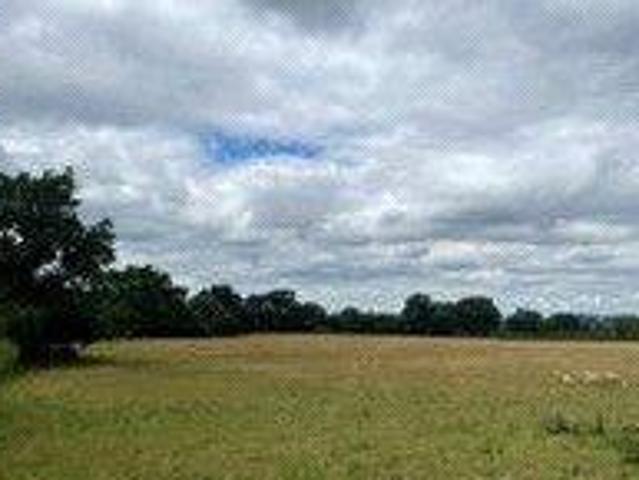 House for sale in Llanbadoc, Wales