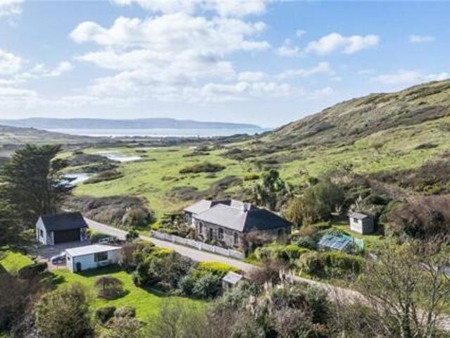 House for sale in Hayle, Cornwall