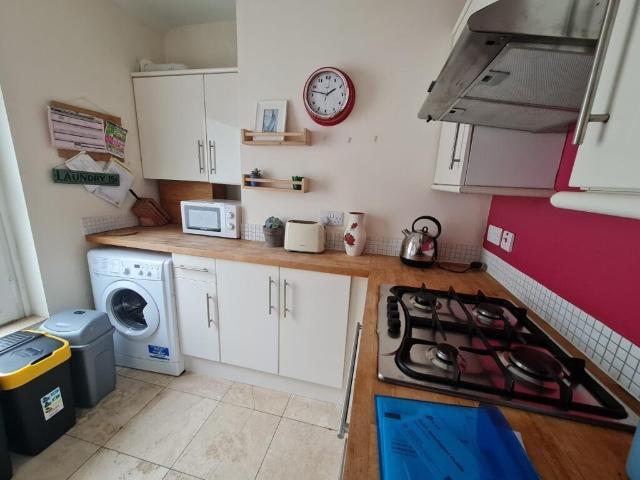 House for rent in Nangreaves, Wales