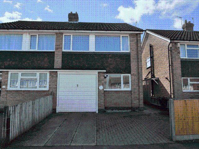 House for rent in Pebsham, Heathlands