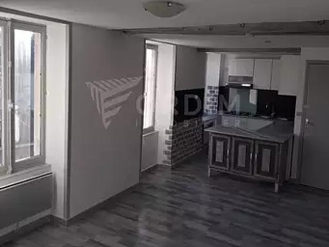Appartement location à Gy-l'Évêque, Yonne