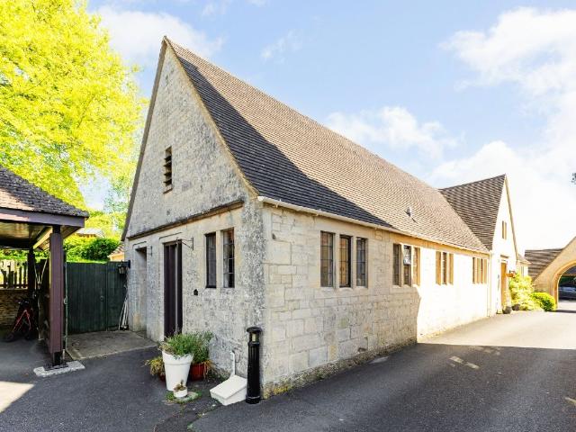 House for rent in School House, Gloucestershire
