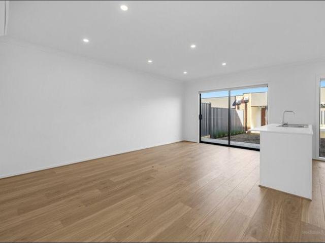 Townhouse for rent in Camerons Creek, Victoria