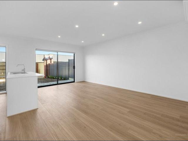 Townhouse for rent in Camerons Creek, Victoria