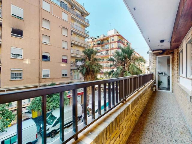 Habitación en alquiler en Camins Al Grau, Valencia