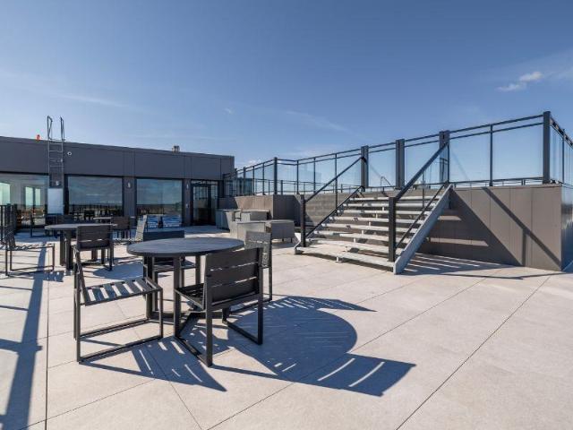 Apartment for rent in Pointe-claire, Quebec