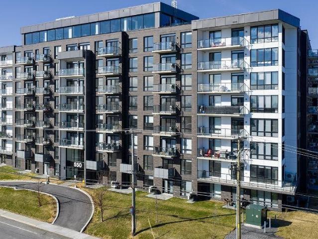 Apartment for rent in Pointe-claire, Quebec