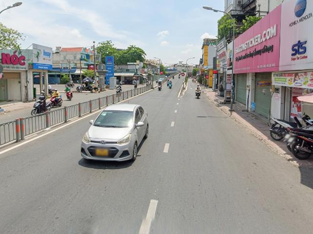 Nhà mặt phố bán