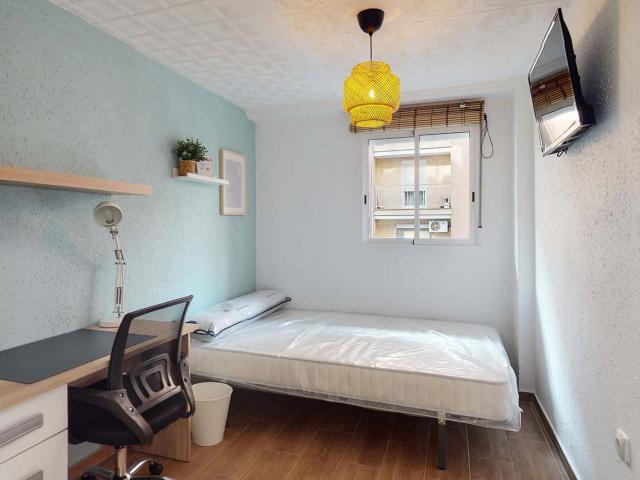 Habitación en alquiler en Camins Al Grau, Valencia