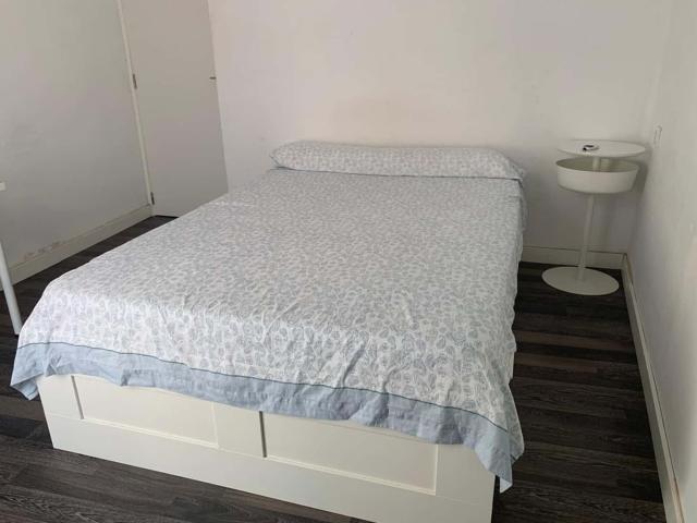 Habitación en alquiler en Grup Santiago, Castellón De La Plana