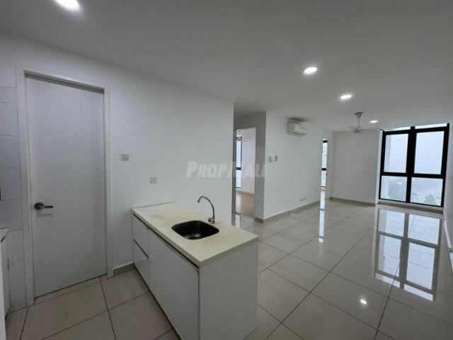 Apartment for rent in PJU 1A, Petaling Jaya